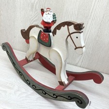 Statuetta di cavallo a dondolo