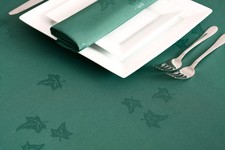 Tovaglioli e tovaglie verde