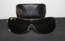 Ray-Ban Highstreet RB 3211 004/71 cromo lucido montatura argento verde protezione UV