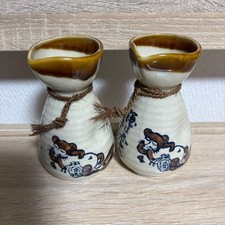 Set di bottiglie di sake