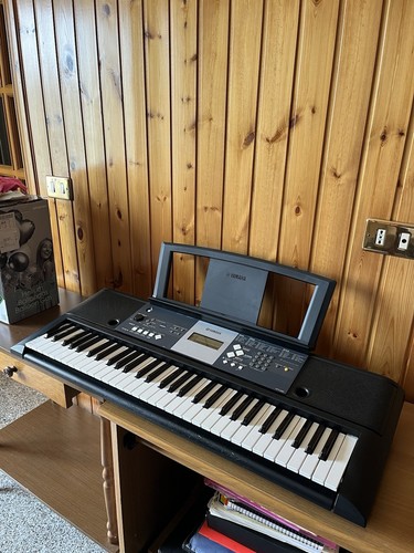 Pianola yamaha - pianola,