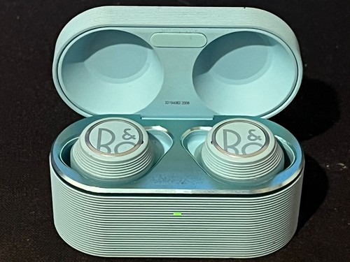 Bang olufsen beoplay e8 - bang,