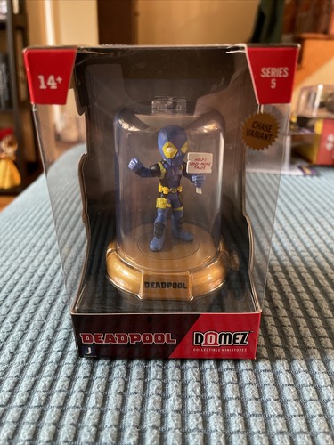 Figurina blue deadpool domez - blue,