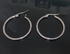 1 coppia  basi orecchini cerchio in acciaio inox colore argento scuro 30x2mm