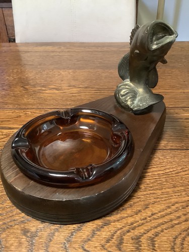 Pesce ottone base legno