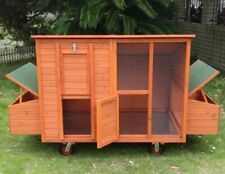 Pollaio in legno mobile su