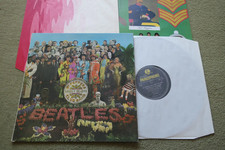 THE BEATLES – SGT PEPPERS