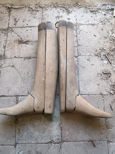 Due gambe legno tendi - gambe,
