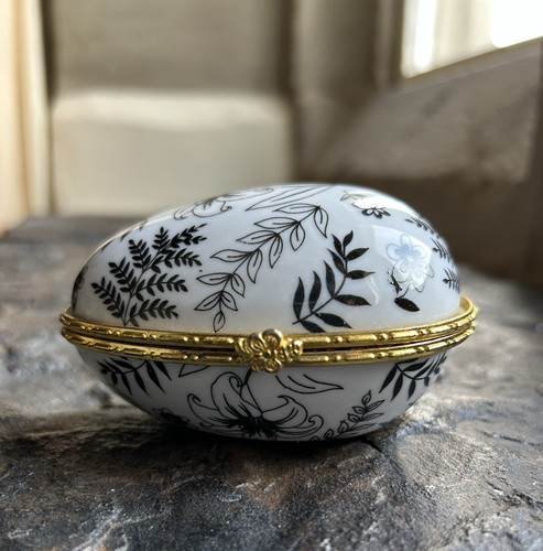 Vintage porcelain egg trinket - porcelain,