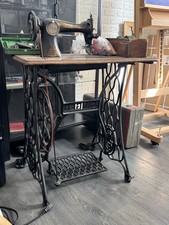 SINGER Macchina da cucire antica vintage con mobile originale 1925