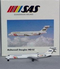 Herpa Wings 1:500 MD-87 SAS