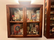 Vetrina in legno antico con