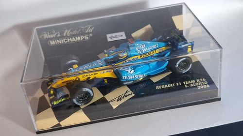 Renault team r26 1 - renault,