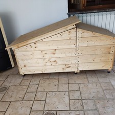 Casetta per cane per esterno in legno coibentata come nuova