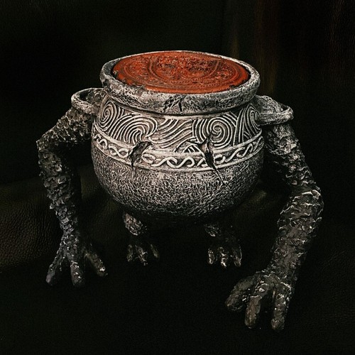 Alexander warrior jar figure - warrior,