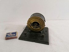 Antico motore elettrico per