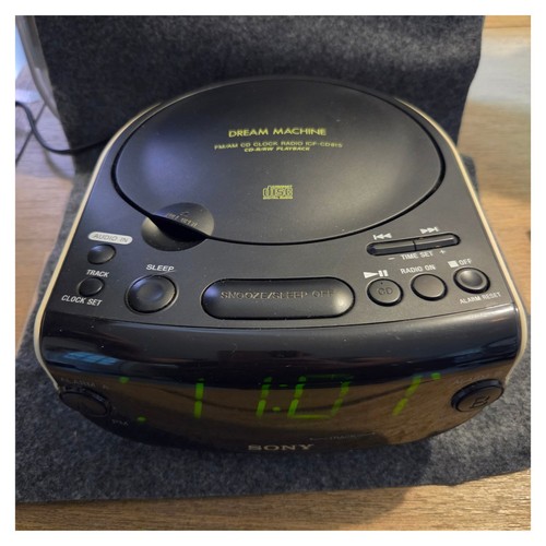 Sony dream machine icf - dream, icf-cd815