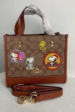 NUOVA borsa Coach X Peanuts Dempsey Tote Bag 22 in tela firmata con toppe CE851