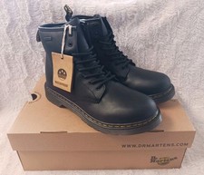 NUOVI stivali Dr. Martens