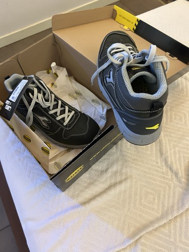Scarpe antinfortunistica - scarpe,