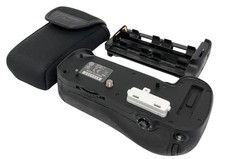 Nikon MB-D12 Battery Grip con