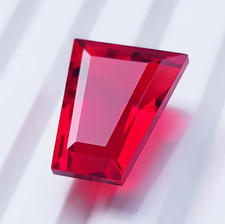 Rubino rosso 11 ct taglio