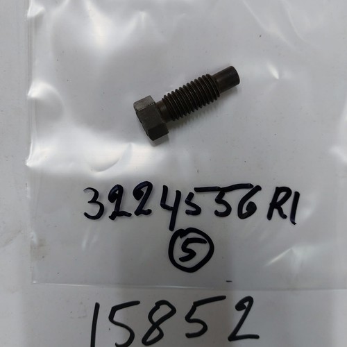 Nos ricambi trattore 3224556r1 - ricambi,