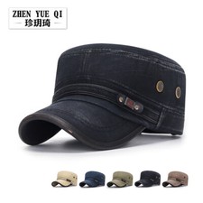 Cappello militare aderente