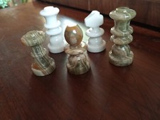 Scacchi in Onice e bianco