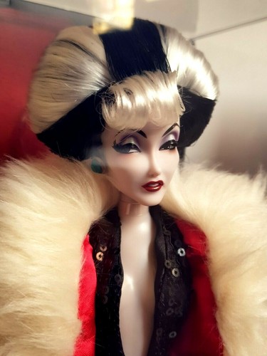 Cruella vil disney limited - disney,