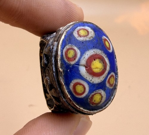 Anello antico romano - in, vetro