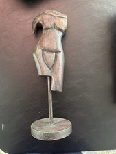 Scultura moderna astratta di busto femminile su supporto - 13" - Made in India