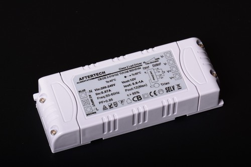 12v alimentatore - 1a,