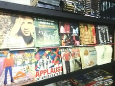 500 DISCHI IN FORMATO 45 GIRI