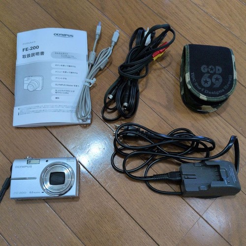 Fotocamera digitale compatta