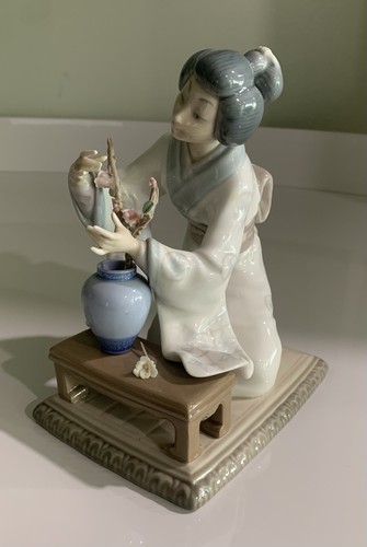 Vintage lladro geisha - lladro,