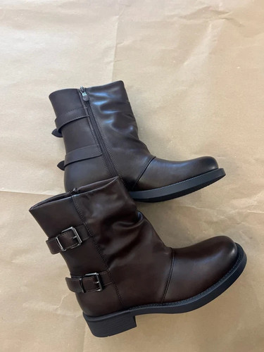Stivaletto donna produzione