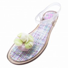 Sandali CHANEL Thong, modello