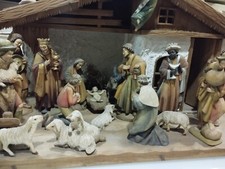 Presepe natività con pastori 20 cm realizzato in legno
