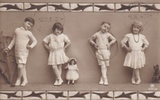 BAMBINI , GIOCATTOLI E  GIOCHI : 8 cartoline primi '900