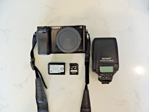 Sony a6000 mirrorless dslr - sony,