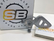 SUPPORTO PEDANA ANTERIORE SINISTRA SUZUKI HAYABUSA GSX 1300 FOOTREST LEFT