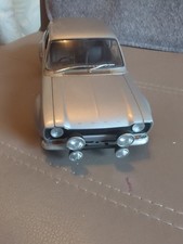 Ford Escort 1600 1/18 -