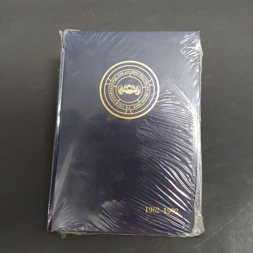 Libro club dei - club, di