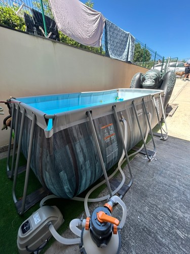 Piscina fuori terra usata - fuori,