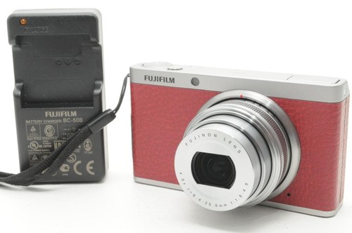 Fotocamera digitale compatta