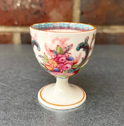Antique cauldon egg cup - egg, scroll