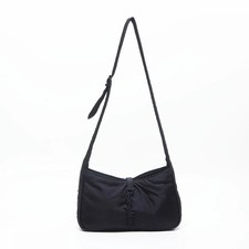 Yves Saint Laurent LE 5 A 7