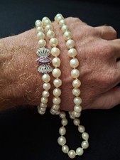 Collana di  perle qualità superiore chiusura oro 750 e pietre preziose