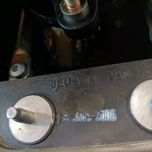 8e0711055h leva cambio audi - audi, a4